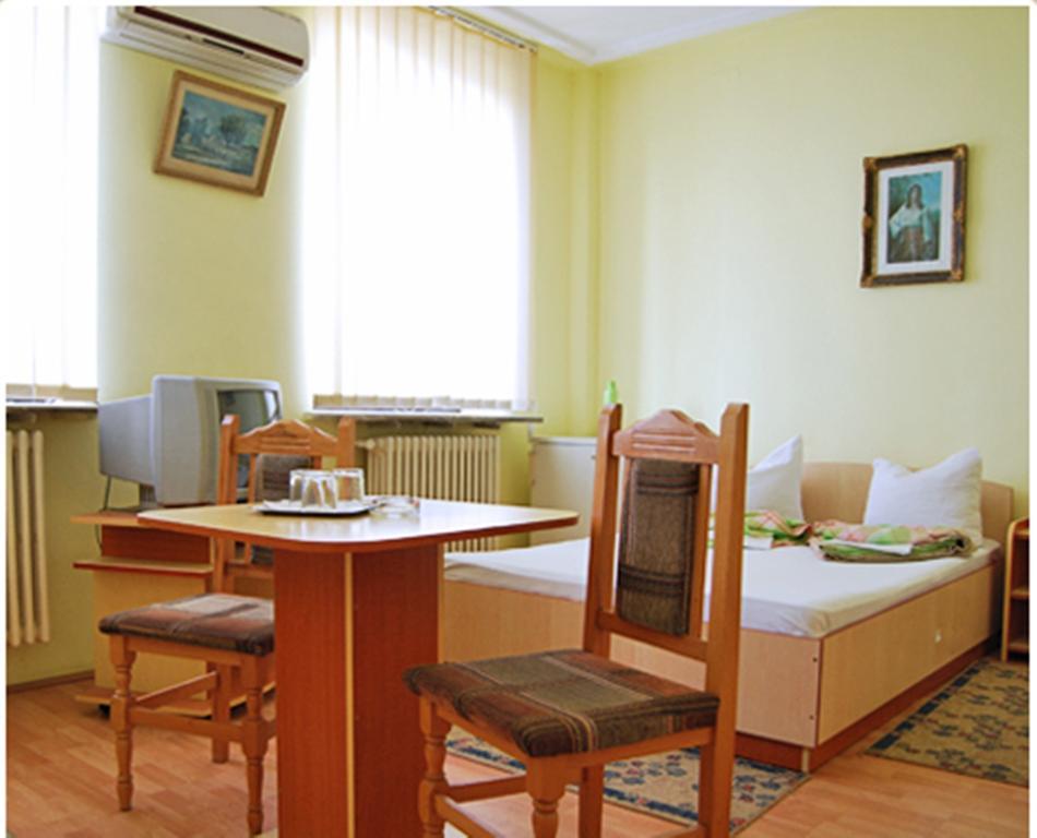 Hotel Continental City Center Jassy Zewnętrze zdjęcie