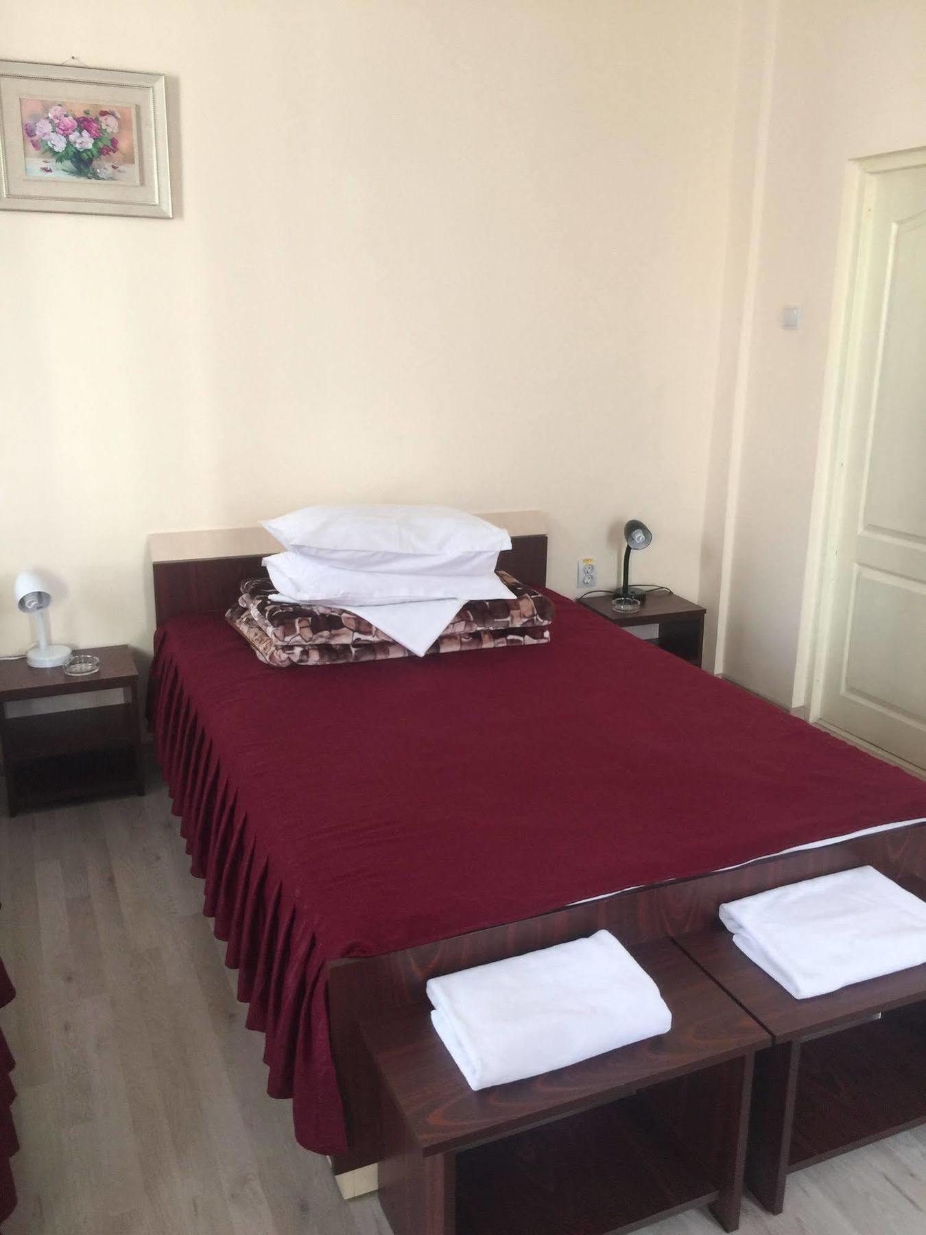 Hotel Continental City Center Jassy Zewnętrze zdjęcie