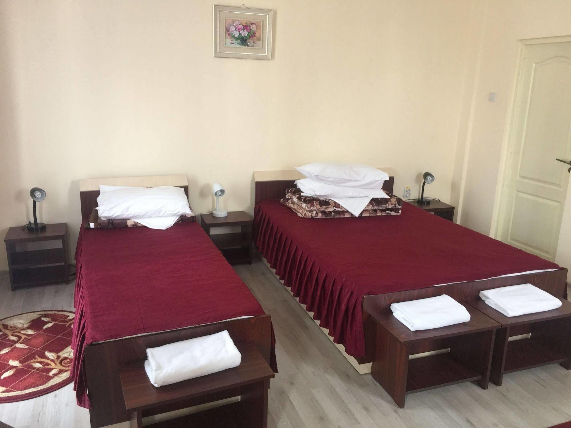 Hotel Continental City Center Jassy Zewnętrze zdjęcie